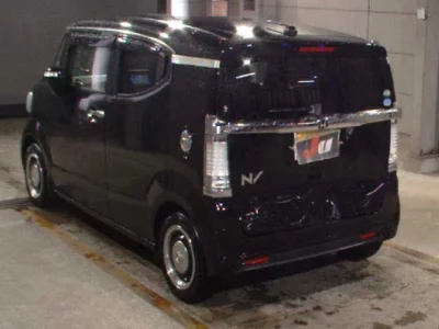 Honda N BOX SLASH