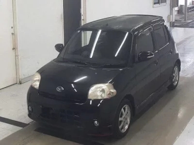 Daihatsu Esse