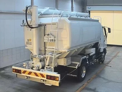 Mitsubishi FUSO FIGHTER
