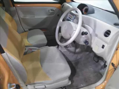 Daihatsu Esse