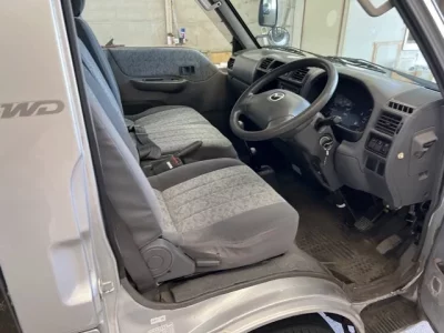 Mazda BONGO VAN