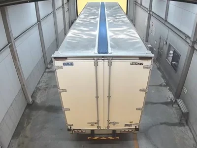 Isuzu TRUCK
