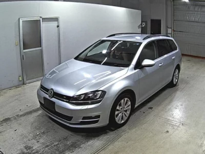 Volkswagen GOLF VARIANT