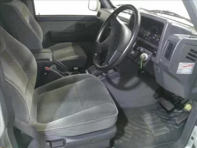 Nissan SAFARI