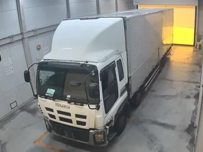 Isuzu TRUCK