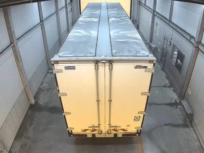 Isuzu TRUCK