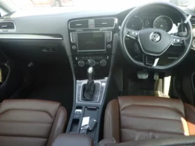 Volkswagen GOLF VARIANT