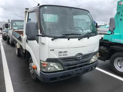Hino DUTRO
