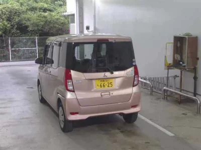 Mitsubishi EK SPACE