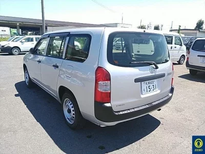 Toyota SUCCEED
