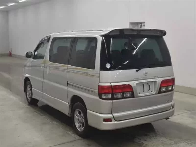 Toyota HIACE REGIUS