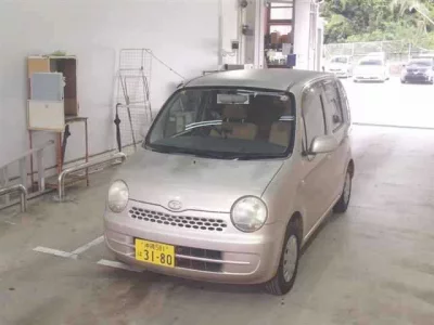 Daihatsu MOVE LATTE