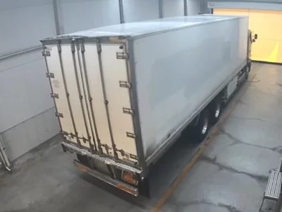 Hino TRUCK