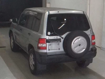 Mitsubishi PAJERO IO