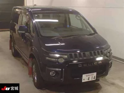 Mitsubishi DELICA D5