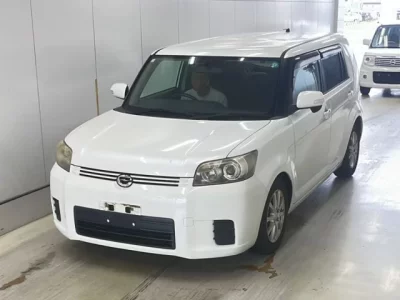 Toyota COROLLA RUMION