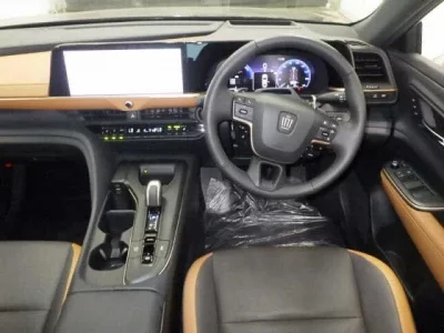 Toyota CROWN CROSSOVER