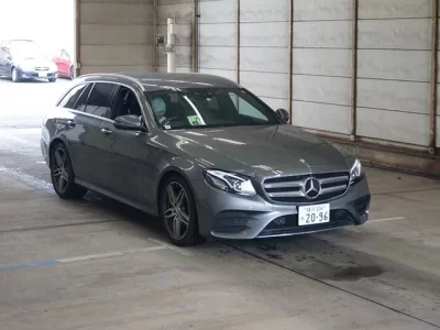 Mercedes-Benz E CLASS WAGON