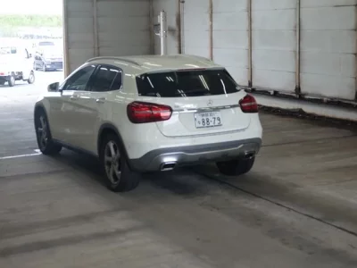Mercedes-Benz GLA CLASS