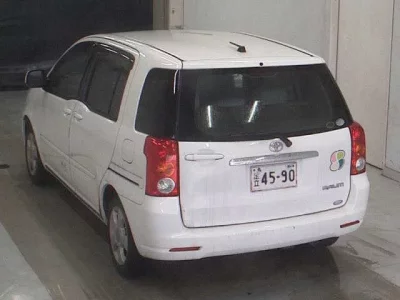 Toyota RAUM