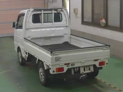 Nissan CLIPPER TRUCK