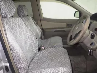 Toyota RAUM