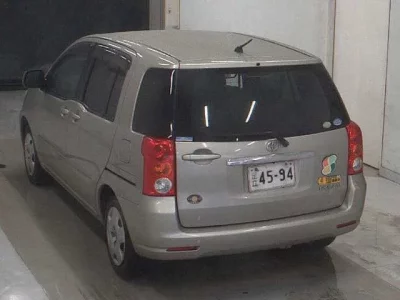 Toyota RAUM