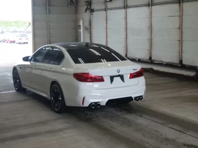 BMW M5