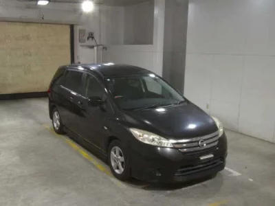 Nissan LAFESTA