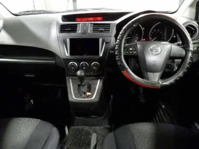 Nissan LAFESTA