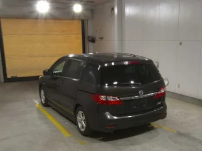 Nissan LAFESTA