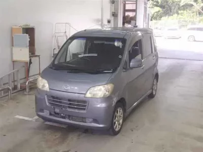 Daihatsu TANTO EXE