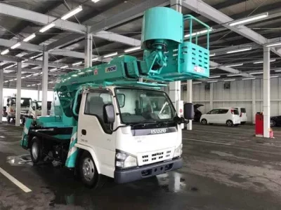 Isuzu ELF