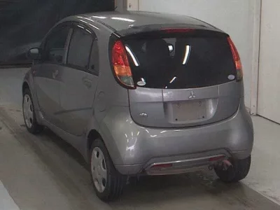Mitsubishi I