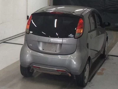 Mitsubishi I