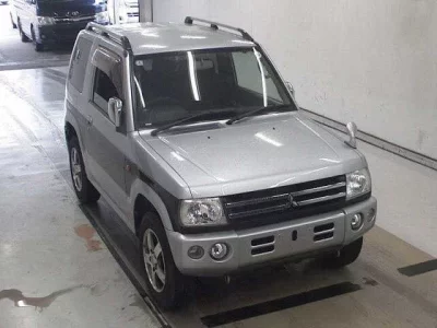 Mitsubishi PAJERO MINI
