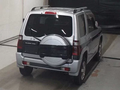Mitsubishi PAJERO MINI