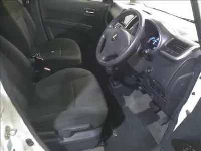 Mitsubishi DELICA D2