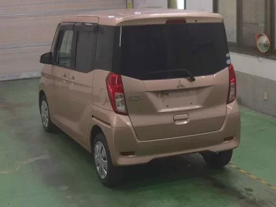 Mitsubishi EK SPACE