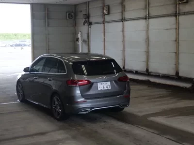 Mercedes-Benz B CLASS