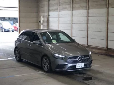 Mercedes-Benz B CLASS