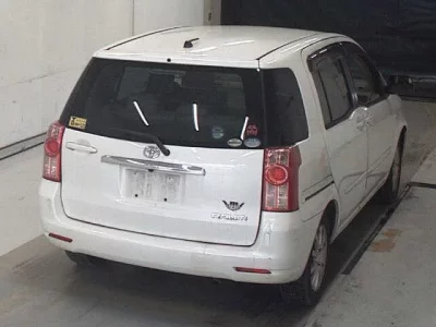 Toyota RAUM