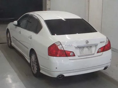 Nissan FUGA