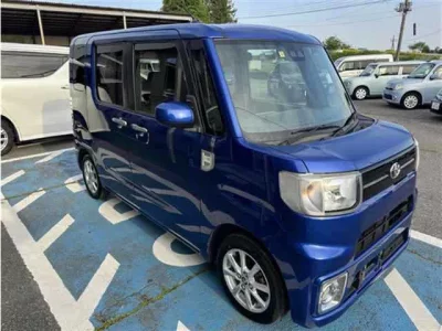 Toyota PIXIS MEGA