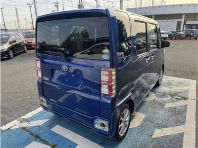 Toyota PIXIS MEGA