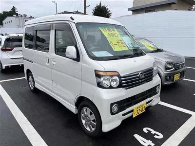 Daihatsu Atrai Wagon