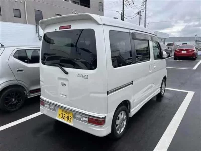 Daihatsu Atrai Wagon