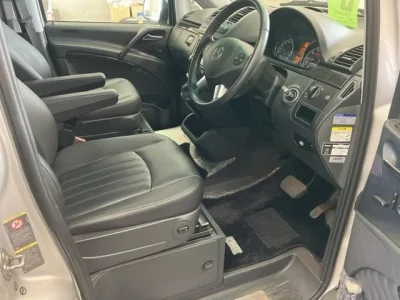 Mercedes-Benz V CLASS