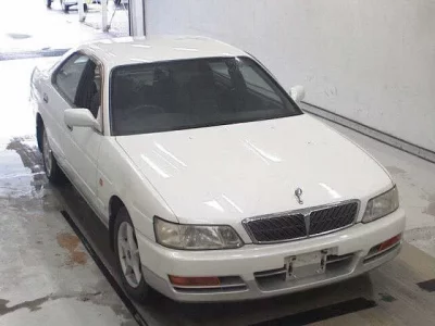 Nissan LAUREL