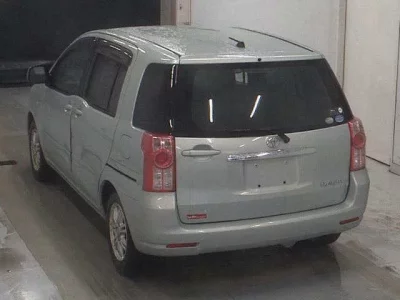 Toyota RAUM